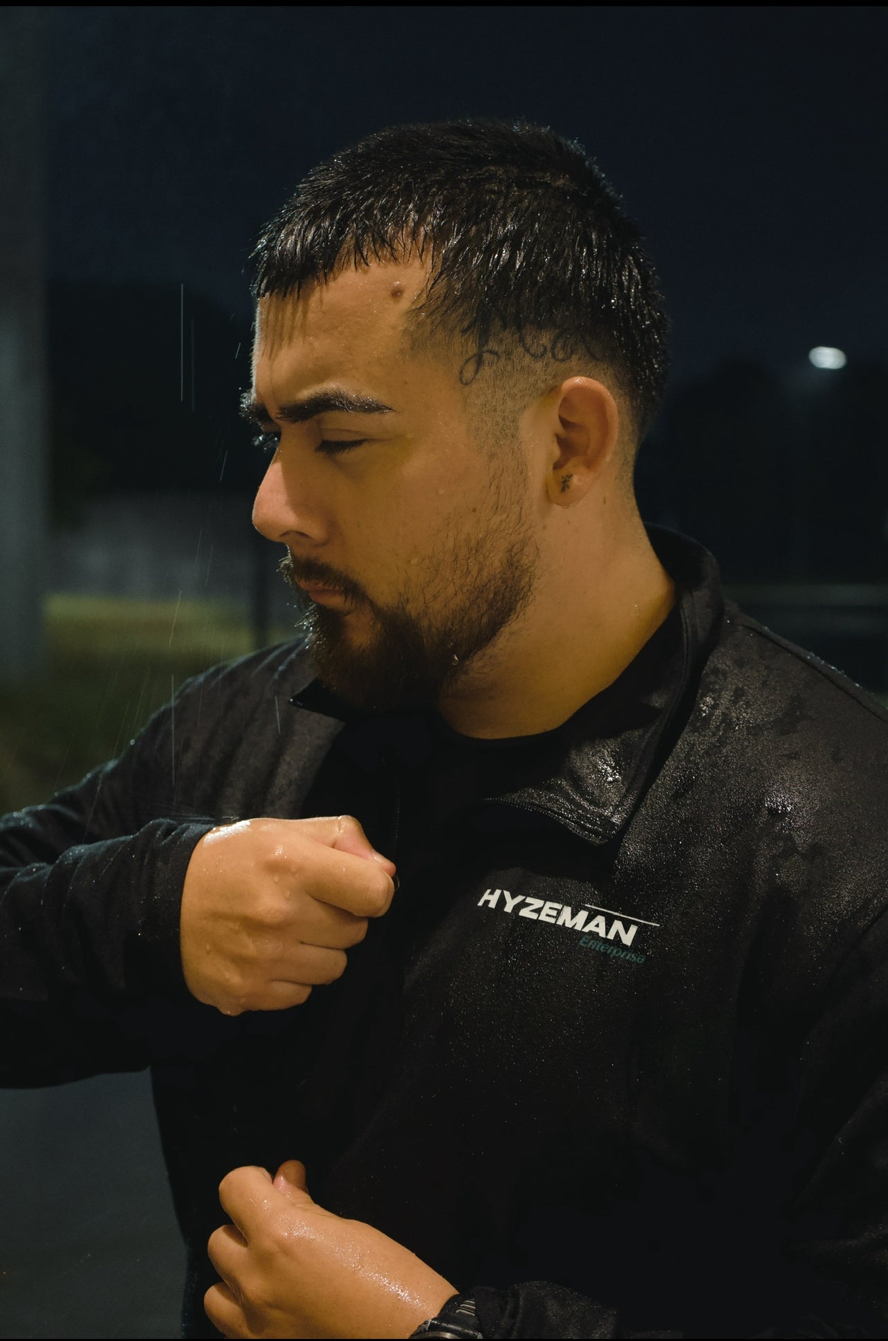 The Enterprise ¾ Zip – Black